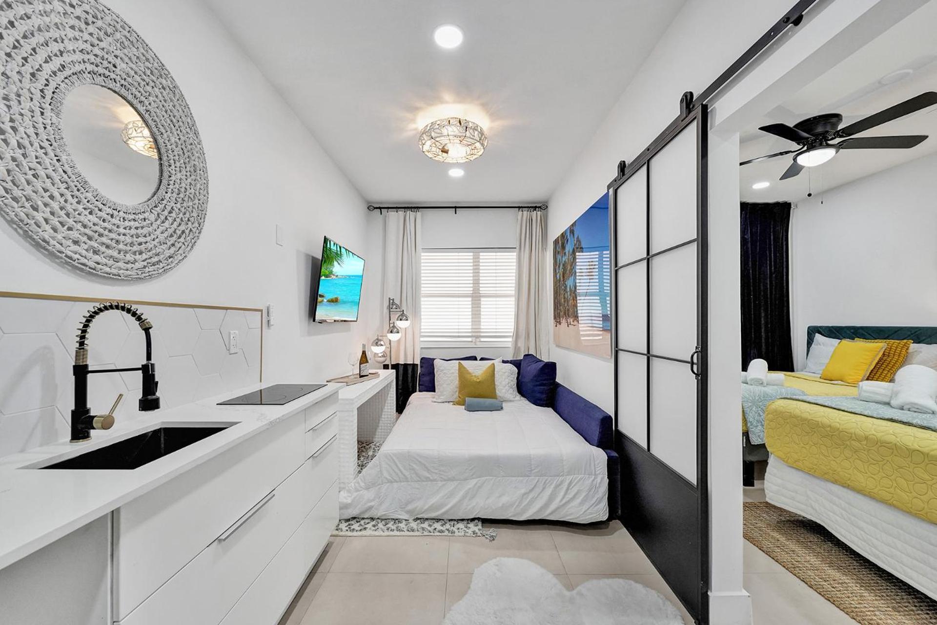 מיאמי ביץ' Sobe Monarch 2Bedroom 2 Bath Modern Apt- Walk To Ocean Drive מראה חיצוני תמונה
